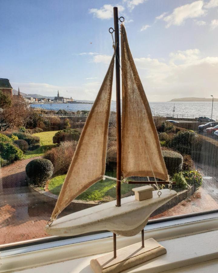 The Old Rectory Bed & Breakfast Largs Bagian luar foto