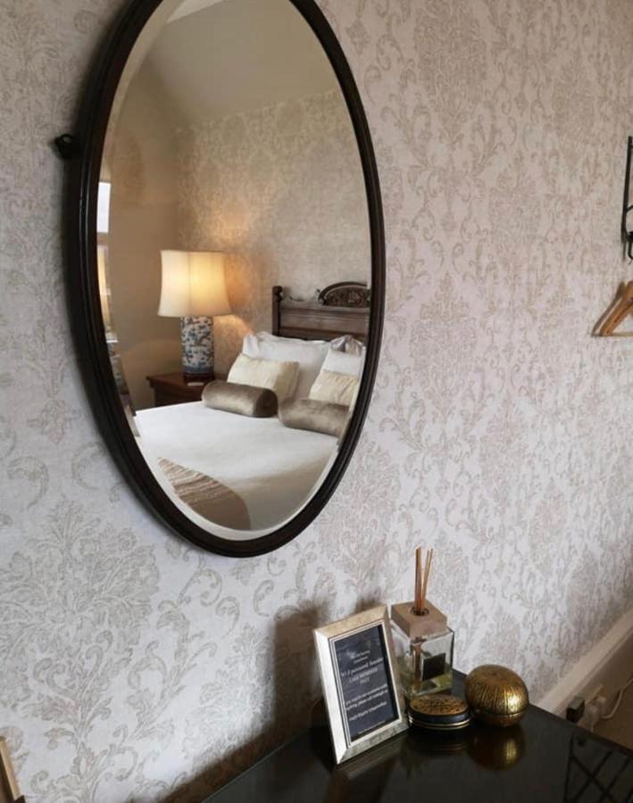 The Old Rectory Bed & Breakfast Largs Bagian luar foto