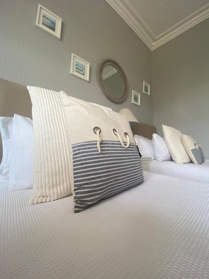 The Old Rectory Bed & Breakfast Largs Bagian luar foto